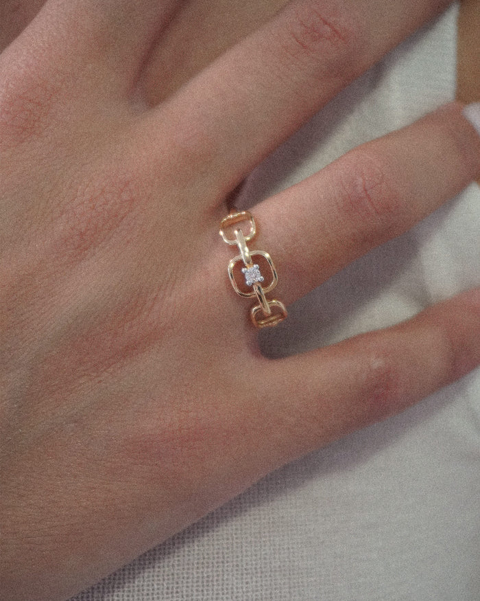 Cadena Liana